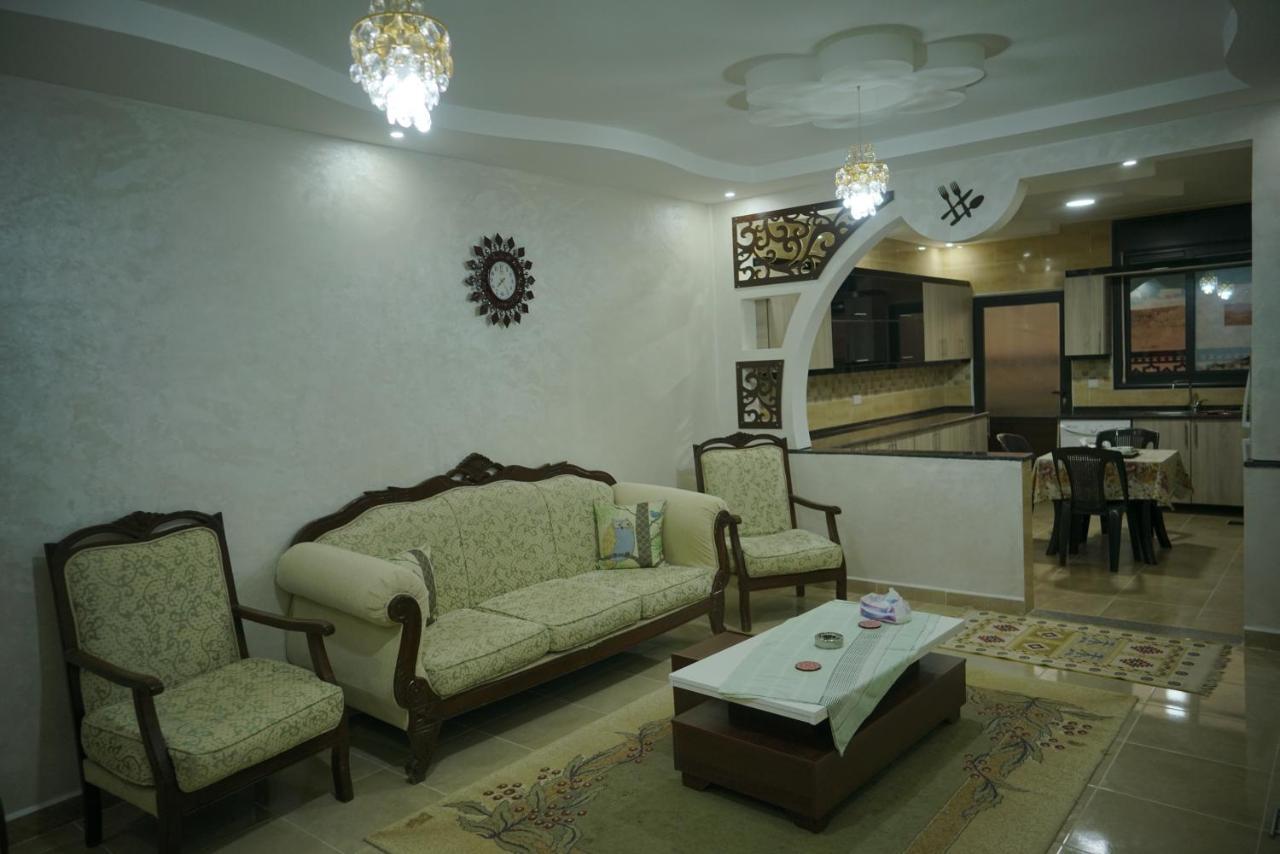 Amro Petra Apartment Wadi Musa Bagian luar foto