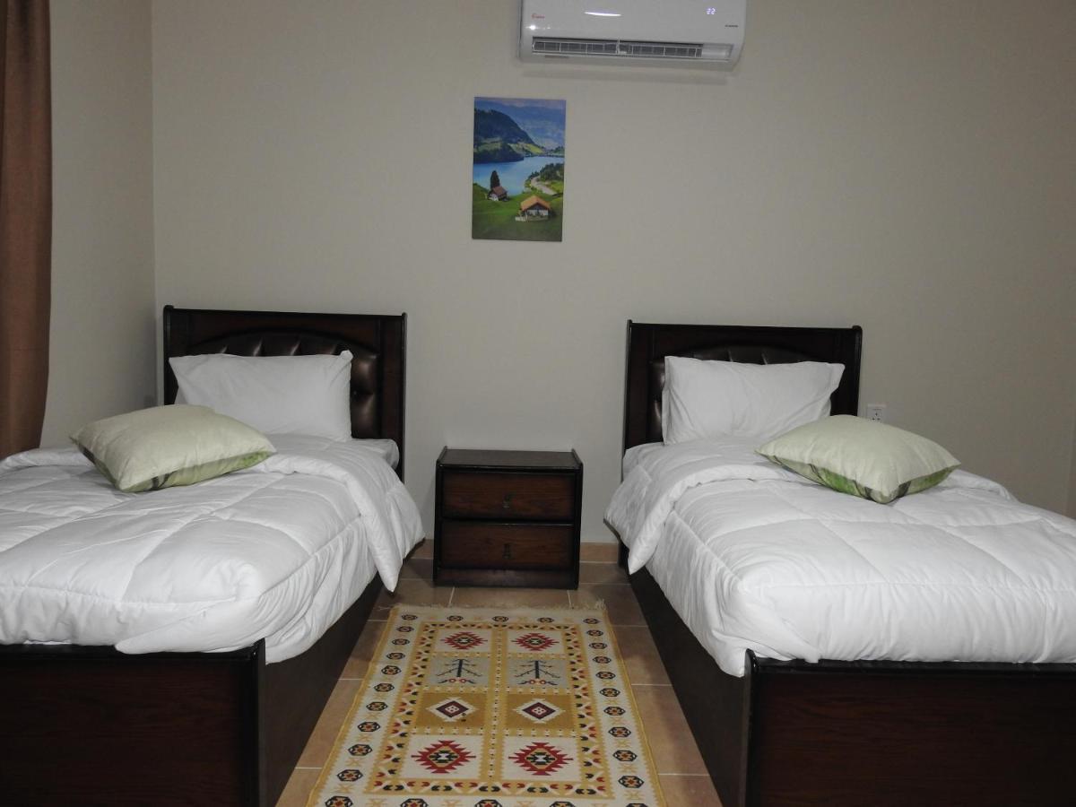 Amro Petra Apartment Wadi Musa Bagian luar foto