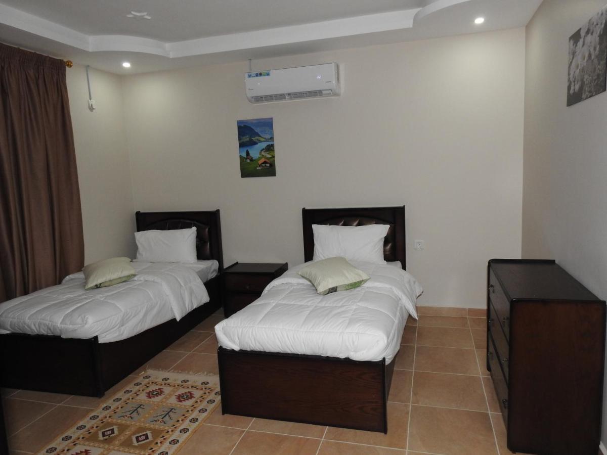 Amro Petra Apartment Wadi Musa Bagian luar foto