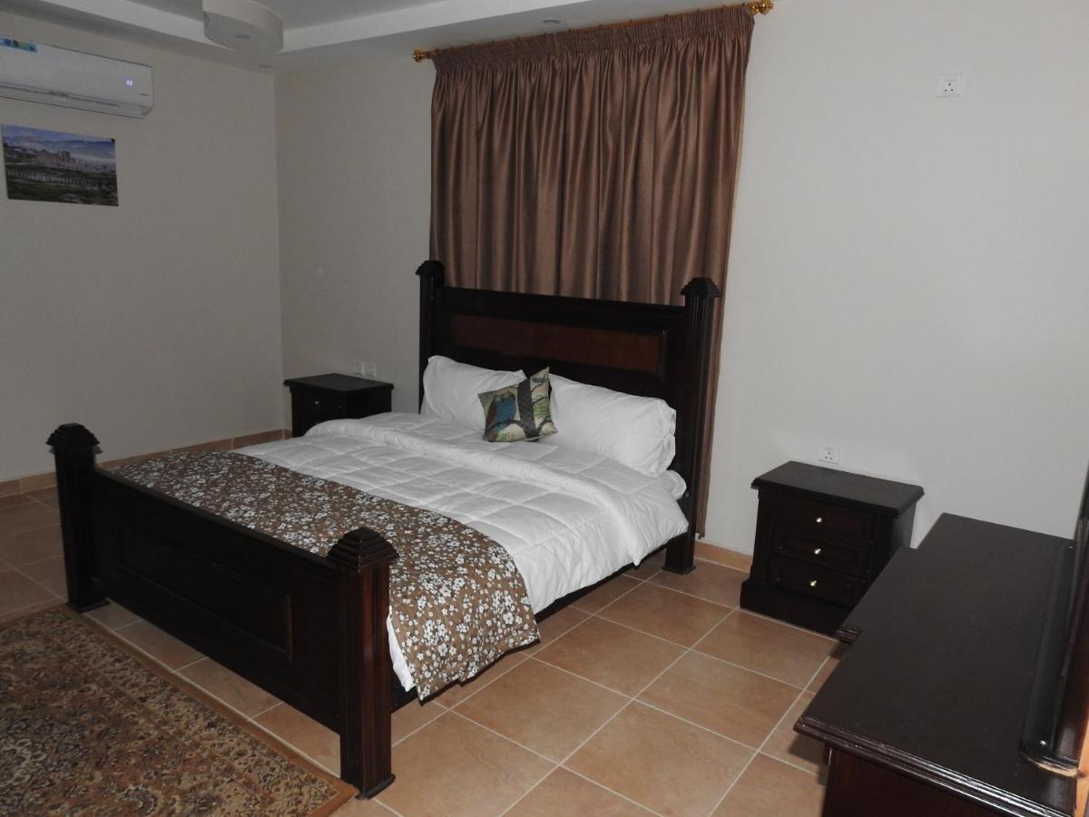 Amro Petra Apartment Wadi Musa Bagian luar foto