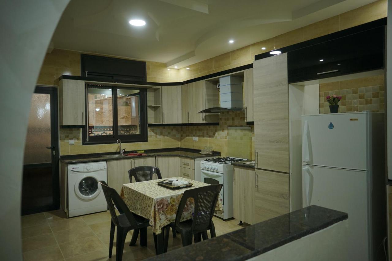 Amro Petra Apartment Wadi Musa Bagian luar foto